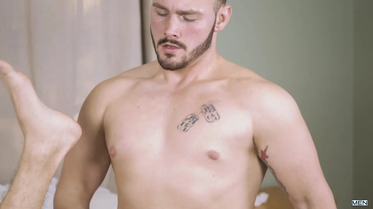 Sex-addicted men fucks hard in the morning ZzGAYS pic