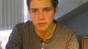 20 yo Dutch dude seduced to strip